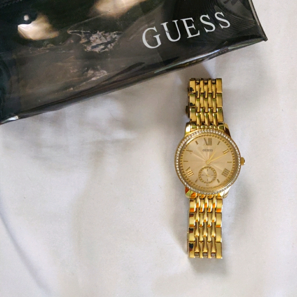 Guess watch (women's) kept in excellent condition